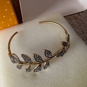 Stella & Dot Ivie Leaf Bangle cuff Bracelet